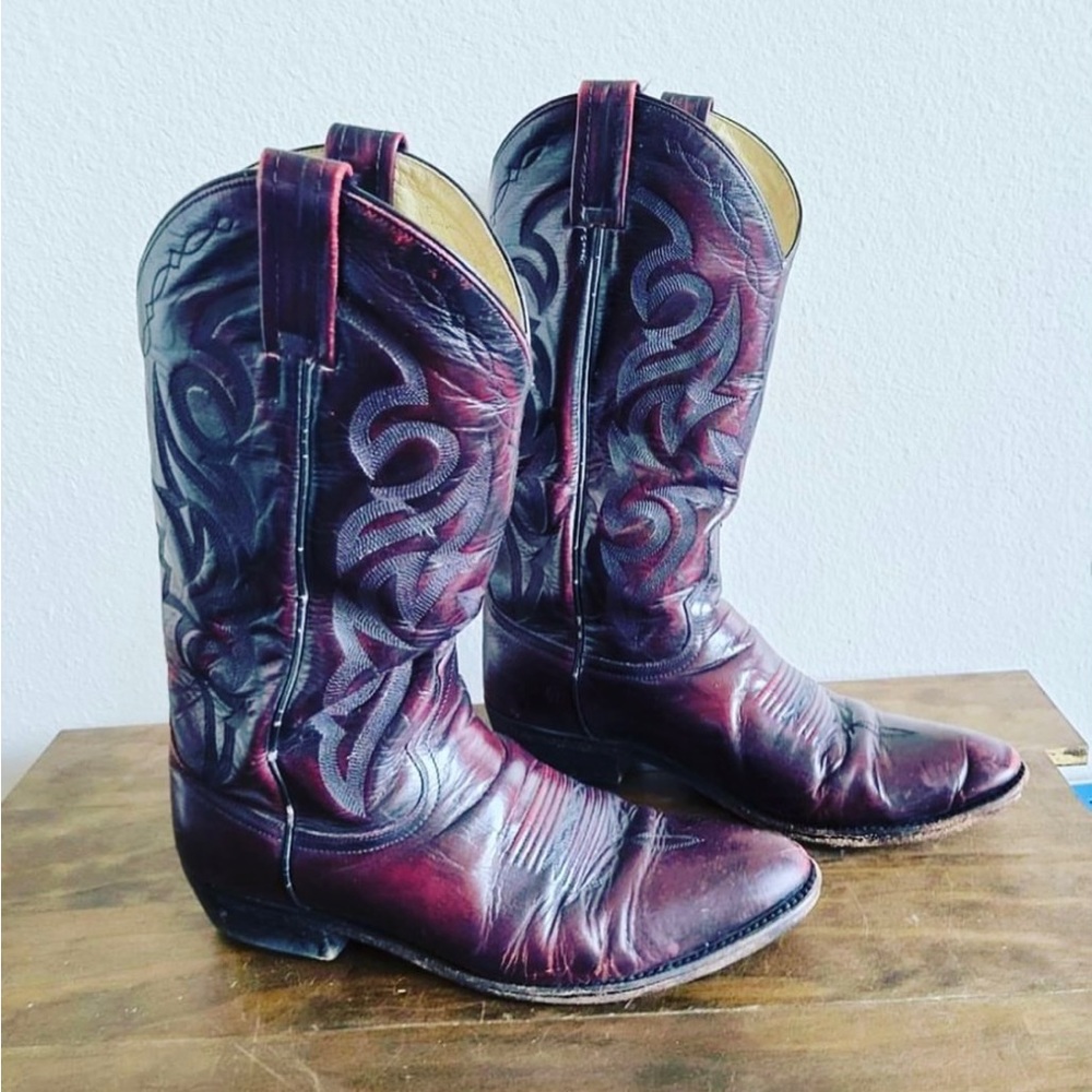 Cowboy boots men’s 9